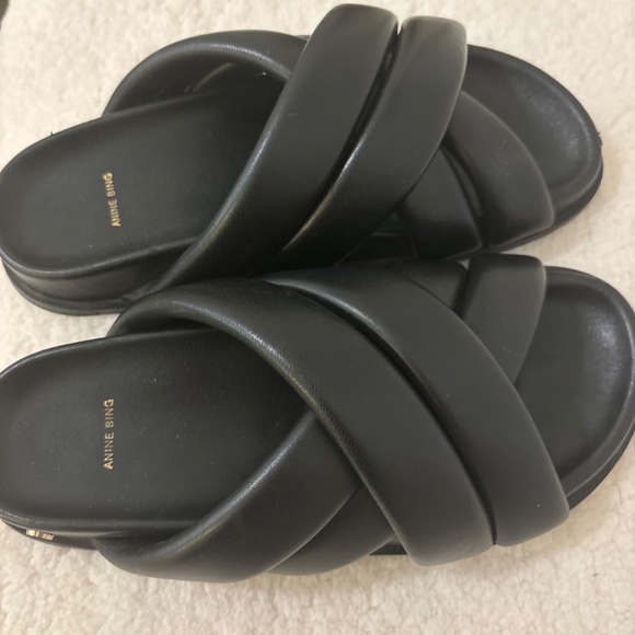 Anine Bing Black Minimalist Slide Sandals with Cushioned Footbed - Picture 4 of 4